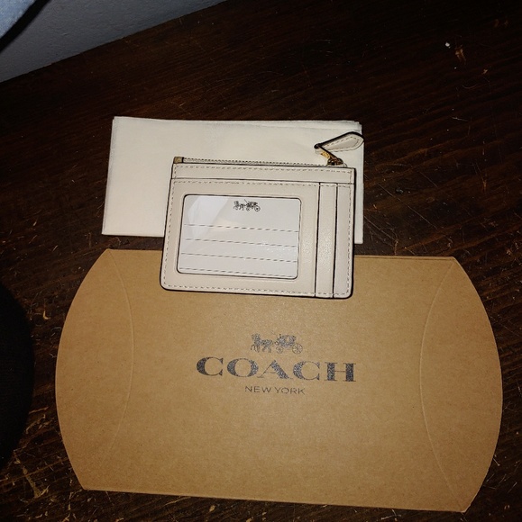 Signature PVC Mini Skinny ID Case  Lt Khaki/Chalk - Picture 2 of 3